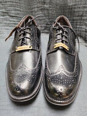 Dockers Wycliff dress shoes, men's size 8.5 NWT